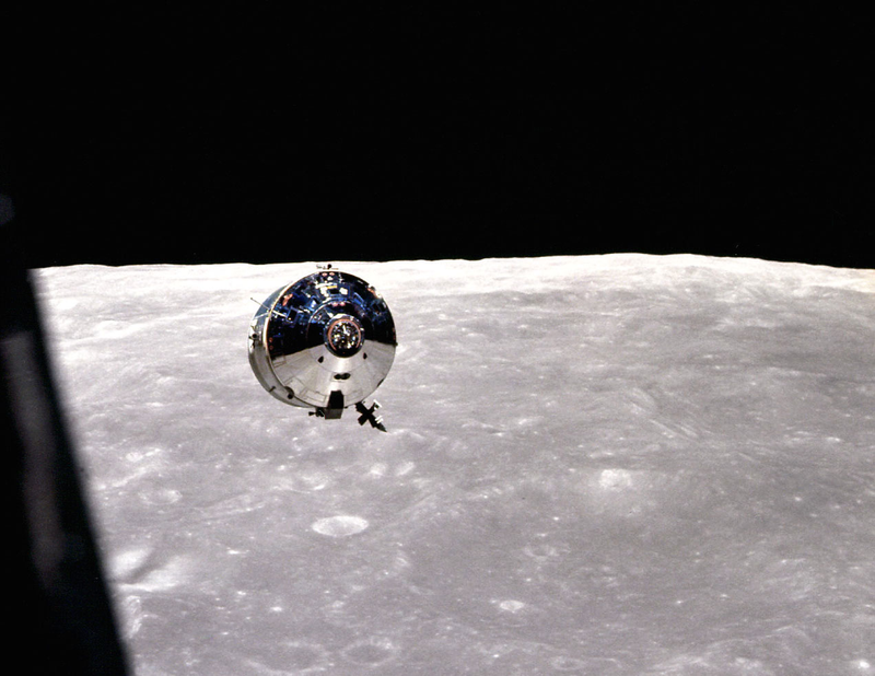 Illustration for article titled Snoopy the Astrobeagle, NASA's Mascot for Safety